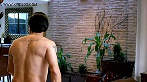 i'm with this tetona ladrona in the hotel, she's so delicious and hot