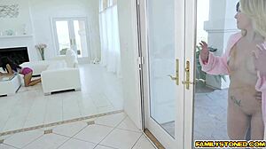 step mom laura bentleys matured pussy fucked so hard by bambino in doggystyle