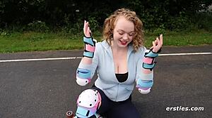 SARAH SHOWS US HOW SHE MASTURBATES!!