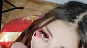 Harley Quinn seduces guard for cumshot