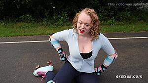 SARAH SHOWS US HOW SHE MASTURBATES!!