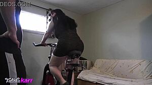 milf calls repairman for blowjob