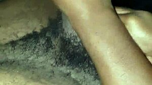 Sidechick jacks off married man in parking lot 😏