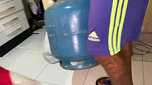 entreguei o g�s e ainda comi a mulher branquinha do corno completo no red s� assistir