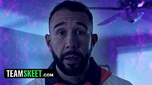 Velma and Fred fuck instead of solving mystery