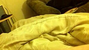 wanna see my long thin cock cum in bedroom?