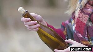 היי, רוצה לראות ג'וימי נערה בוגרת סקווירט סולו?