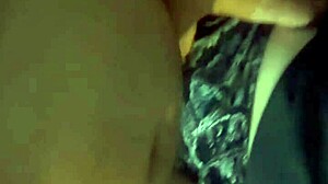 Horny thai girlfriend moans loud in homemade action?