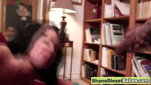 برونيت فيرونيكا أفلاف تاخذها من الخلف! حرارة عرقية مع بلاك بول فور هاير لا يمكن تفويتها!