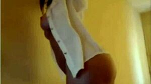 why is this beautiful camgirl teasing with her big ass