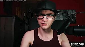 Gabbie Carter Enjoys Solo Webcam Session