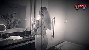 Watch Cassidy Luxe Tease Her Wet Pussy By The Pool!