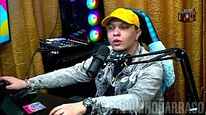 Bruna Carlos turns Ruan on with her ass in the podcast interview?