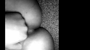 girl masturbates intensely in bold session