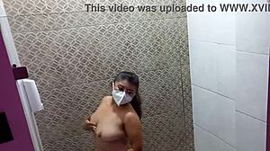 Me Ducho Despues De Realizar Varias Escenas De Porno Casero En El Hotel Mi Vagina Esta Lista Para Follar Intenso Otra Vez