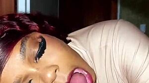 Hermanastra sola en mi habitacion quiere que la llene de leche hasta quedar embarazada