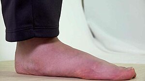 와, 이 섹시 아시아 페티시 비디오 지금 봐봐, 너무 야해! 😍