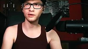 Stepbro forced to watch Gabbie Carter's big tits while she masturbates! 😳