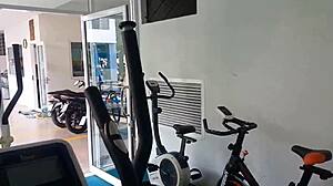 色情试镜疯狂，BBC狂人操新女孩