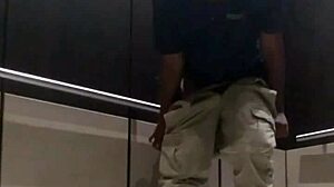 Devilish elevator solo got me wild! 😈