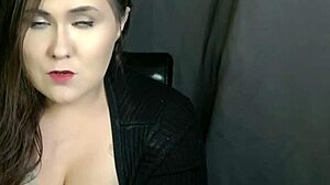 เอ่อ แม่เลี้ยงมีเรื่องลับมืดๆ อะไรบ้างเหรอ?!