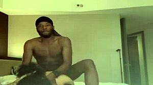 GAKTRIZZY DIDN’T FUCK ME GOOD, SO FRIEND HIT MY PUSSY HARD.