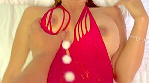 Hermosa Dama Wants Hard Penetration By Hermanastro