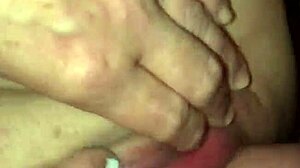 Cum to snide her in amateur creampie action.