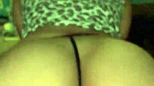 Mz Dani Kisses Lesbian In 69!