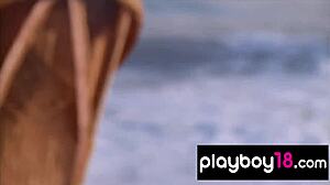 Francesca Frigo vasker sin solbrune kropp