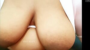 sexy bengali girl with big tits arouses me