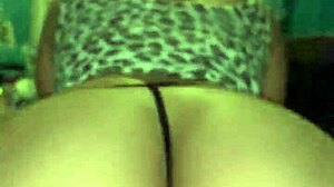 Mz Dani Kisses Lesbian In 69!