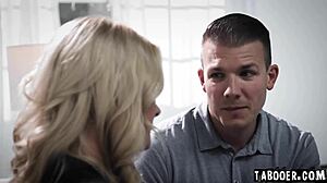 Hey Codey, wanna tie up Lisey in dad’s dungeon?