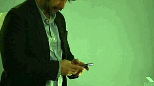 Jane Wilde ve Elena Koshka Deepthroat Yakın Çekimde