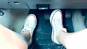 I pedal pump and masturbate, feeling so good!