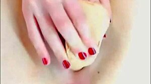 Hot Teen 18+ Shows Off Her Pussy