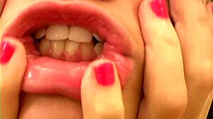 Addi Tongue Shower Explosion!