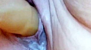 Creamy pussy dildoing in bathtub!