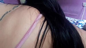 Que rica jovencita flaquita la pongo caliente cuando todos salen de casa y como es coqueta cayo rapido en la tentacion real