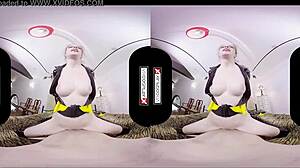 batgirl cosplay slut craves silly vr fuck! 🦇