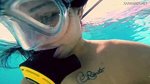 Brita Piskova masturbates her tight pussy underwater in pool