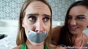 Η Cadence και η Ashlynn βουτάνε σε άγρια φετίχ παιχνίδια! 😍