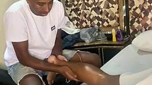 brazilian swing house in rio giving couple that hot massage 😘