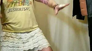 Sexy Dancefloor Workout Routine For Fitness Enthusiasts