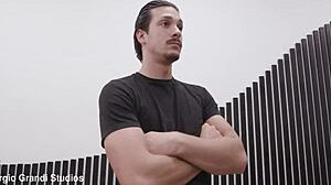 डी विलियम्स वाइल्ड 6on1 BWC गैंगबैंग में! 😈