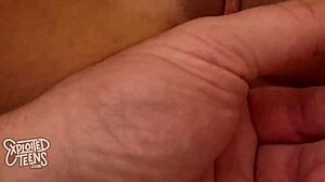 लंबी ब्राजीलियन टीन 18+ मसिव लंड चूसती और चुदती है वाइल्ड थ्रीसम में