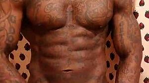 Worshipping that big black hairy dick 😍