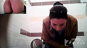 Indian Girl's Big Fleshy Pussy Spied in Public Toilet