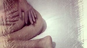 Hey, parti dengan kawan saya berakhir di hotel dengan orang asing sementara suami saya tinggal di rumah bahagian 1 😏