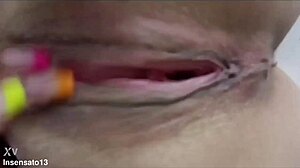 La Rubia Española Milf Follando Encima De La Mesa Con Clitoris Grande